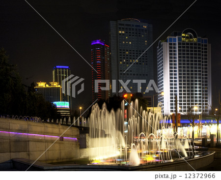 shanghai fountain by night 12372966