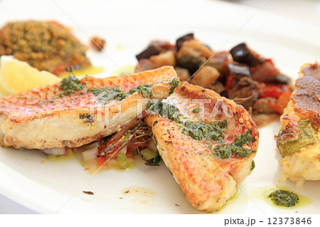 おいしい魚料理のフレンチ 12373846