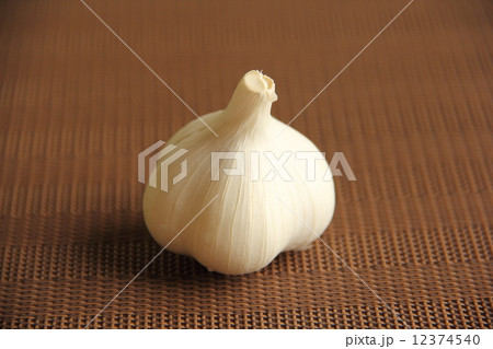 にんにく 12374540