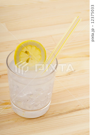 fresh lemonade drink fresh lemonade drink 12375033