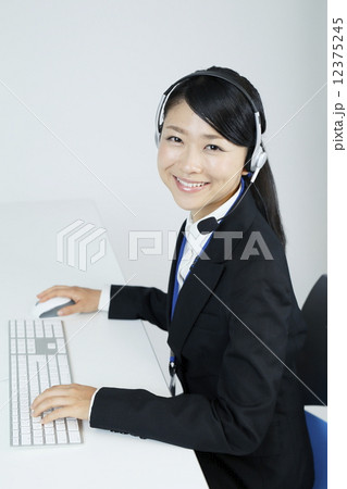 オペレーター 12375245