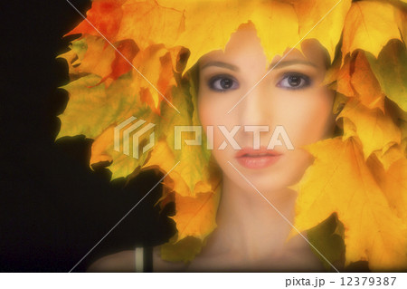 Portrait a glamorous girl in retro style with  effect of film 12379387