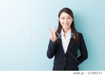 ビジネスウーマン　2番  12380157