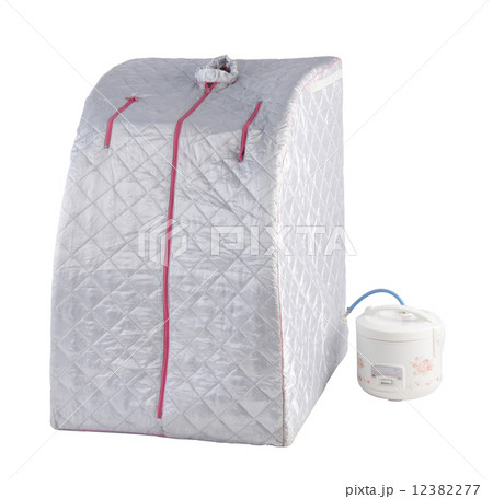 Sauna box with steaming pot  12382277