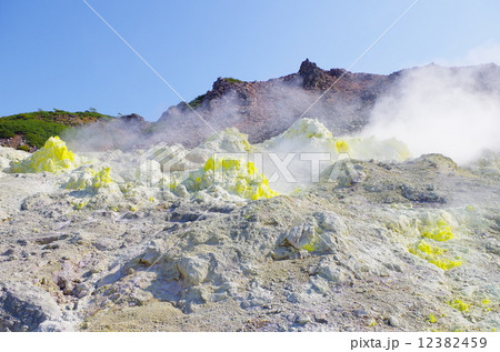 弟子屈の硫黄山 12382459