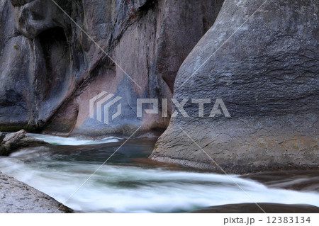片品渓谷 12383134