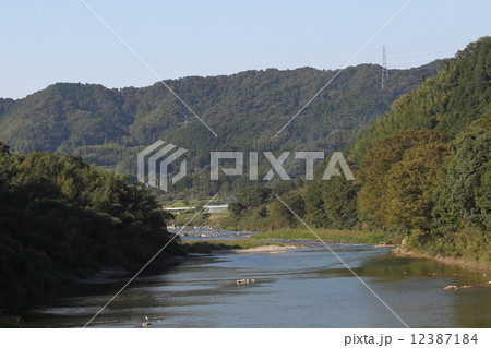 櫛田川と山風景 12387184