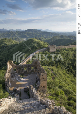Beijing Great Wall in China, the majestic Great Wall, a symbol of China. . 12390556