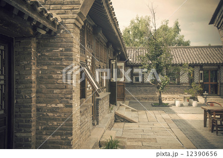 Chinese courtyard Chinese courtyard 12390656