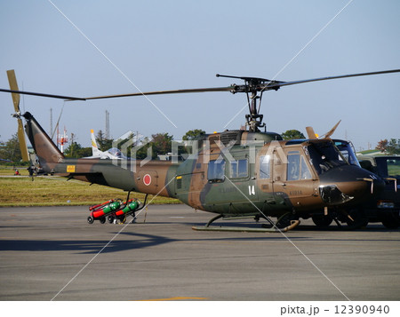 UH-1J(エア・フェスタ浜松2014地上展示) 12390940
