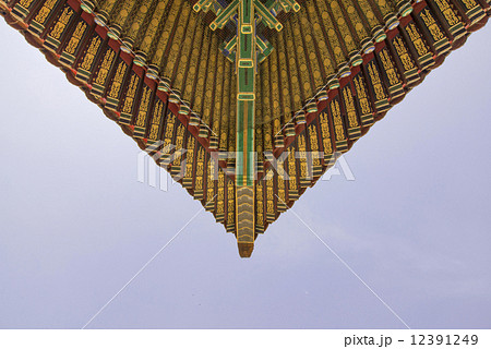 Chinese Forbidden City eaves closeup Chinese Forbidden City eaves closeup 12391249