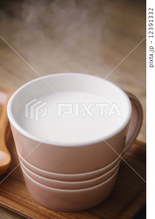 ホットミルク ホットミルク 12391332