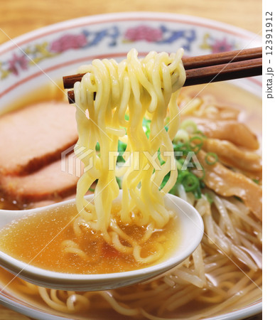 醤油ラーメン 醤油ラーメン 12391912