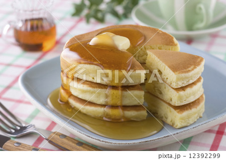 カットしたホットケーキ 12392299