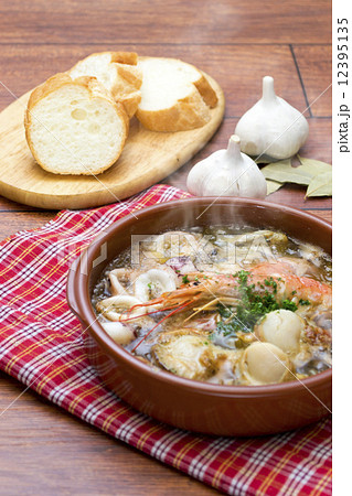 海鮮アヒージョ(シーフード) 海鮮アヒージョ(シーフード) 12395135