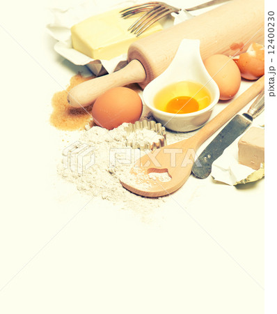 eggs, flour, sugar, butter, yeast. dough preparation 12400230