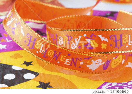 ハロウィンの飾り 12400669