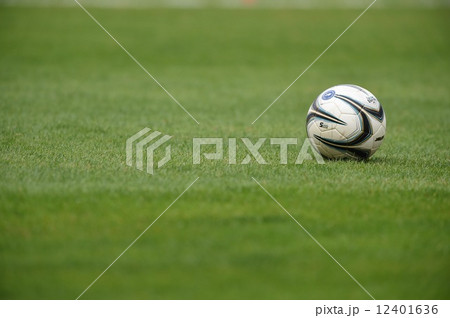 サッカーボール 12401636