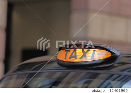 Taxi car in London 12401966