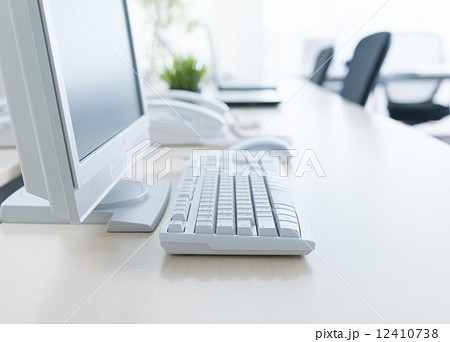 職場内 職場内 12410738