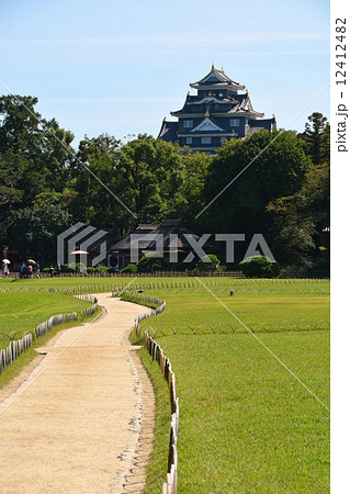 初秋の岡山後楽園 12412482