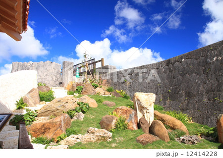 8月沖縄　首里城・奥書院庭園 12414228