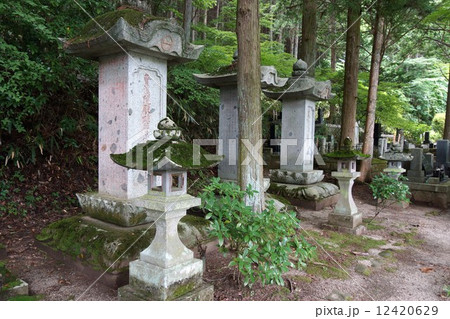 萬松山興禅寺界隈（お墓） 12420629