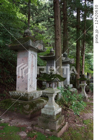 萬松山興禅寺界隈（お墓） 12420630