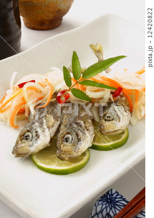 鯵の南蛮漬け　南蛮漬け　鯵　和食 12420822