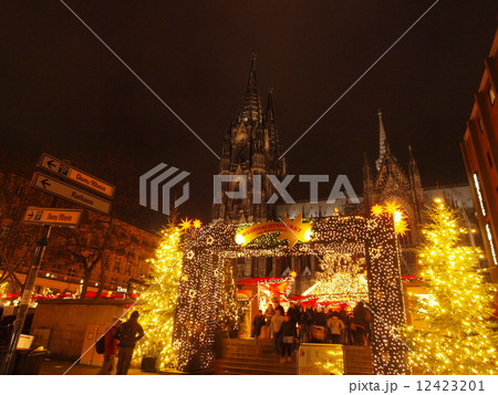 ケルン　クリスマスマーケット　 12423201