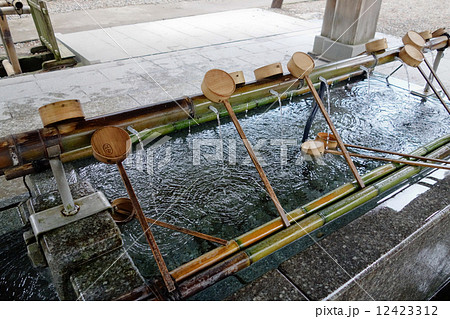 柄杓／出雲大社／島根県（神社、手水） 12423312