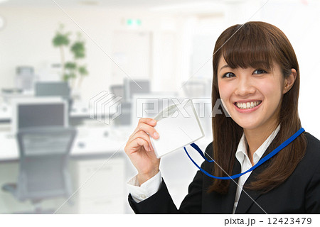 ビジネスウーマン 12423479