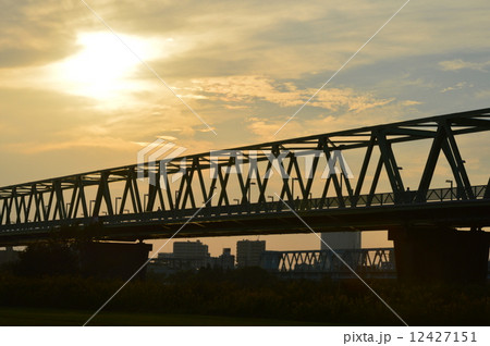 鉄橋･夕暮れ（木根川橋／東京都葛飾区東四つ木） 12427151