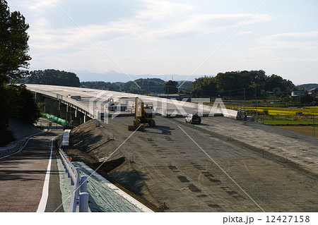 圏央道桶川市日出谷地区建設中 2014年10月 12427158