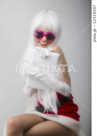 Blonde girl in pink glasses soft effect Blonde girl in pink glasses soft effect 12428397