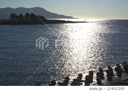 海　反射 12432205