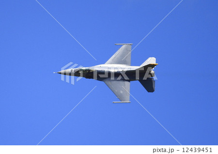 F16ファイティングファルコン 12439451