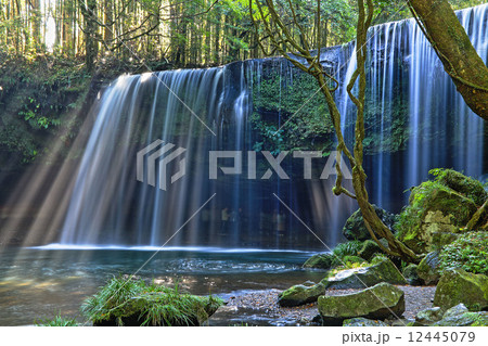 鍋ヶ滝光芒 12445079