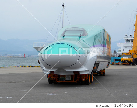 新幹線　Ｈ５系 12445090