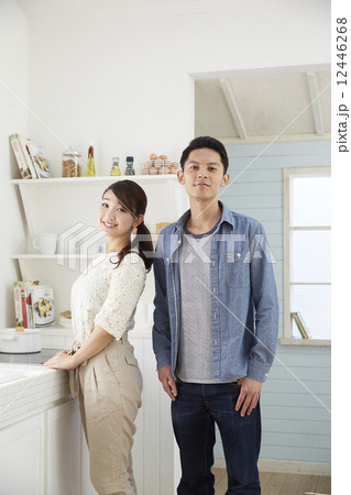 カップル 夫婦 カップル 夫婦 12446268