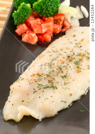 Fish fillet with avocado tatar Fish fillet with avocado tatar 12452264