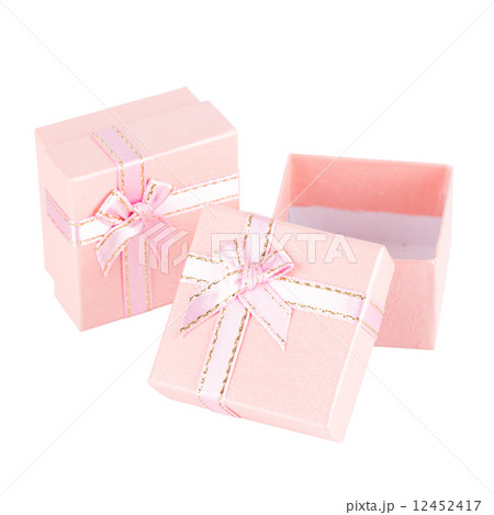Pink gift box with ribbon bow isolated on white background 12452417
