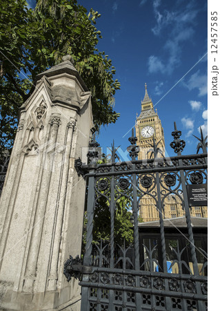 Elizabeth Tower and Big Ben 12457585
