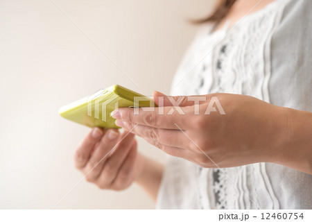 女性ポートレート 12460754