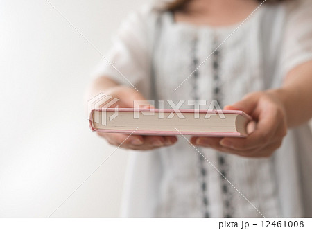 女性ポートレート 12461008