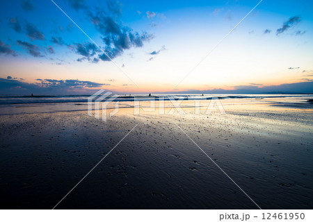 鵠沼海岸の夕景 鵠沼海岸の夕景 12461950