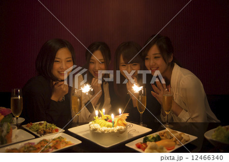 女子会 女子会 12466340