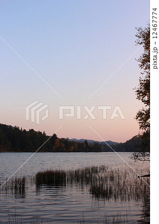 オンネトー湖 12467774