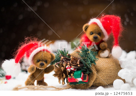 Small toy bears with christmas sack Small toy bears with christmas sack 12475653