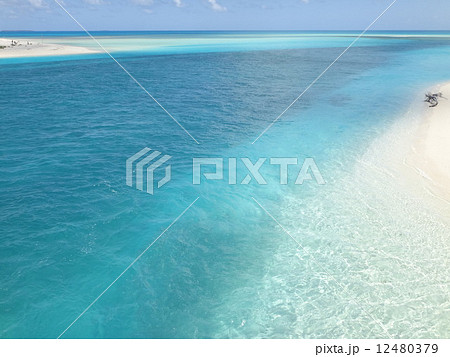 ニューカレドニア ムリ橋から海を望む④ ニューカレドニア ムリ橋から海を望む④ 12480379